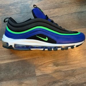 Mens size 13 Nike Air max